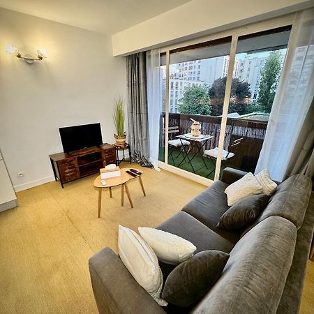 Appartement Avec Piscine Paris Exterior photo